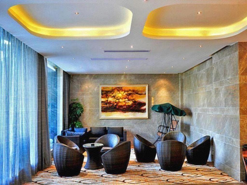Maixinge Boutique Lujiazui Pudong Hotel 3*